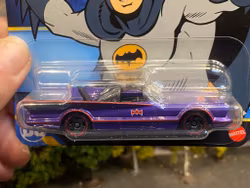Skala 1/64 Hot Wheels DC: Batman - TV Series Batmobile
