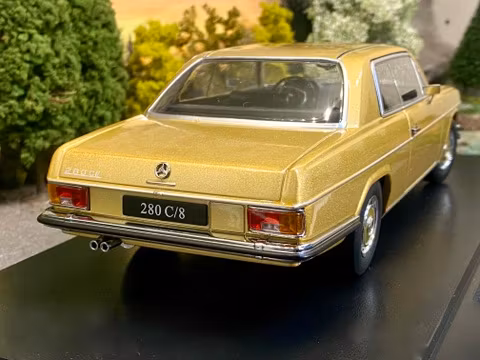 Skala 1/18 Mercedes-Benz 280C/8 Coupe (W114) 1969, Gold fr KK-Scale