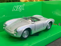 Skala 1/24 Porsche 550 Spyder, Silver fr Nex models / Welly