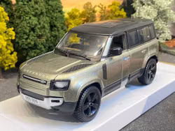 Skala 1/24 2022 Land Rover Defender 110 fr Bburago