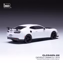 Skala 1/43 Chevrolet Camaro ZL11LE 2019, White/Black fr IXO models