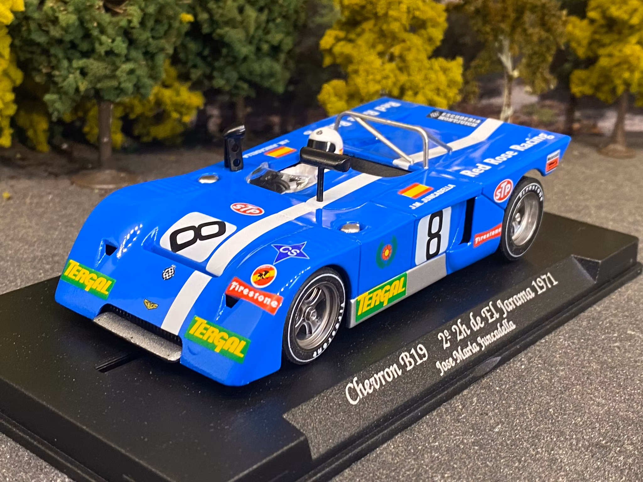 Scale 1/32 Analogue GB Track slotcar: Chevron B19, 2H de El Jarama 71'