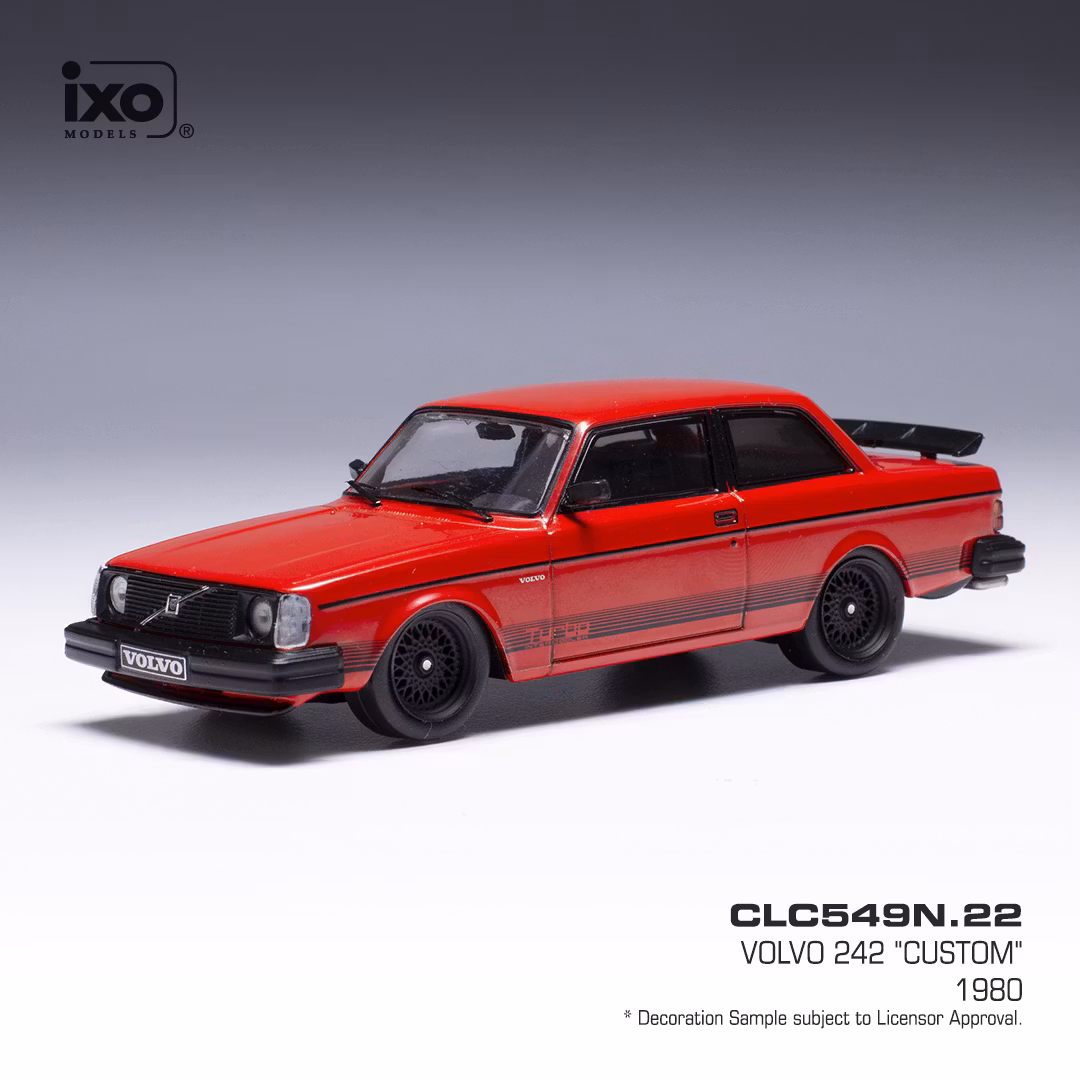 Skala 1/43 Volvo 242 (240) Custom, red, 1980' fr IXO Models