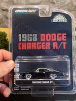 Skala 1/64 1968 Dodge Charger R/T, black fr Greenlight Exclusive