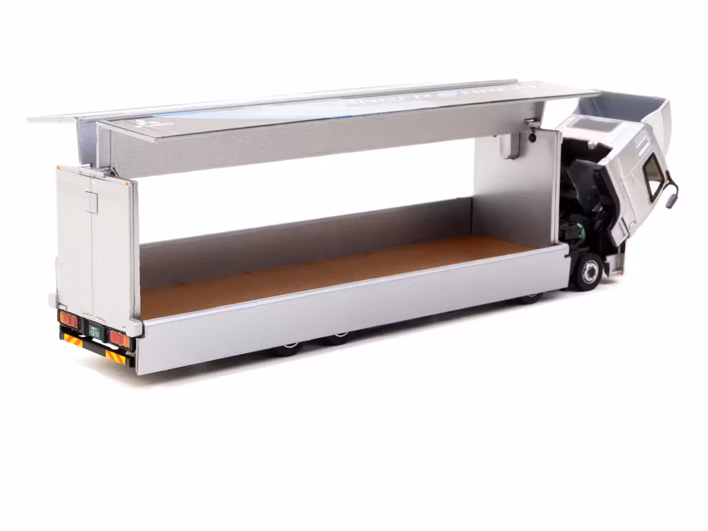 Skala 1/64 Mitsubishi Fuso Super Great - TRUCK64 fr Tarmac Works