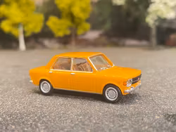Skala 1/87 - Fiat 128, Orange fr Brekina