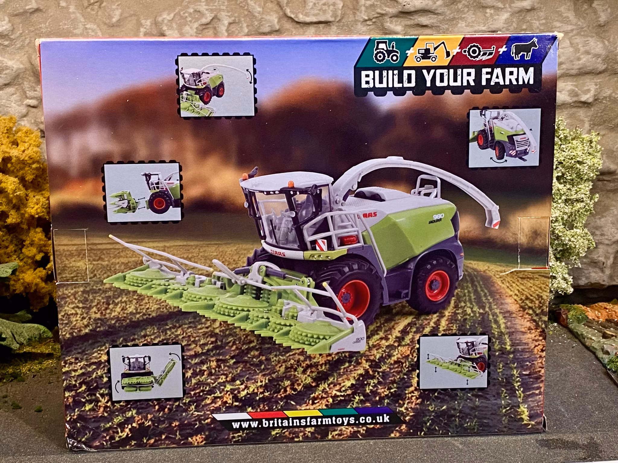 Skala 1/32 Claas Jaguar 980 - ORBIS 900 fr Britains