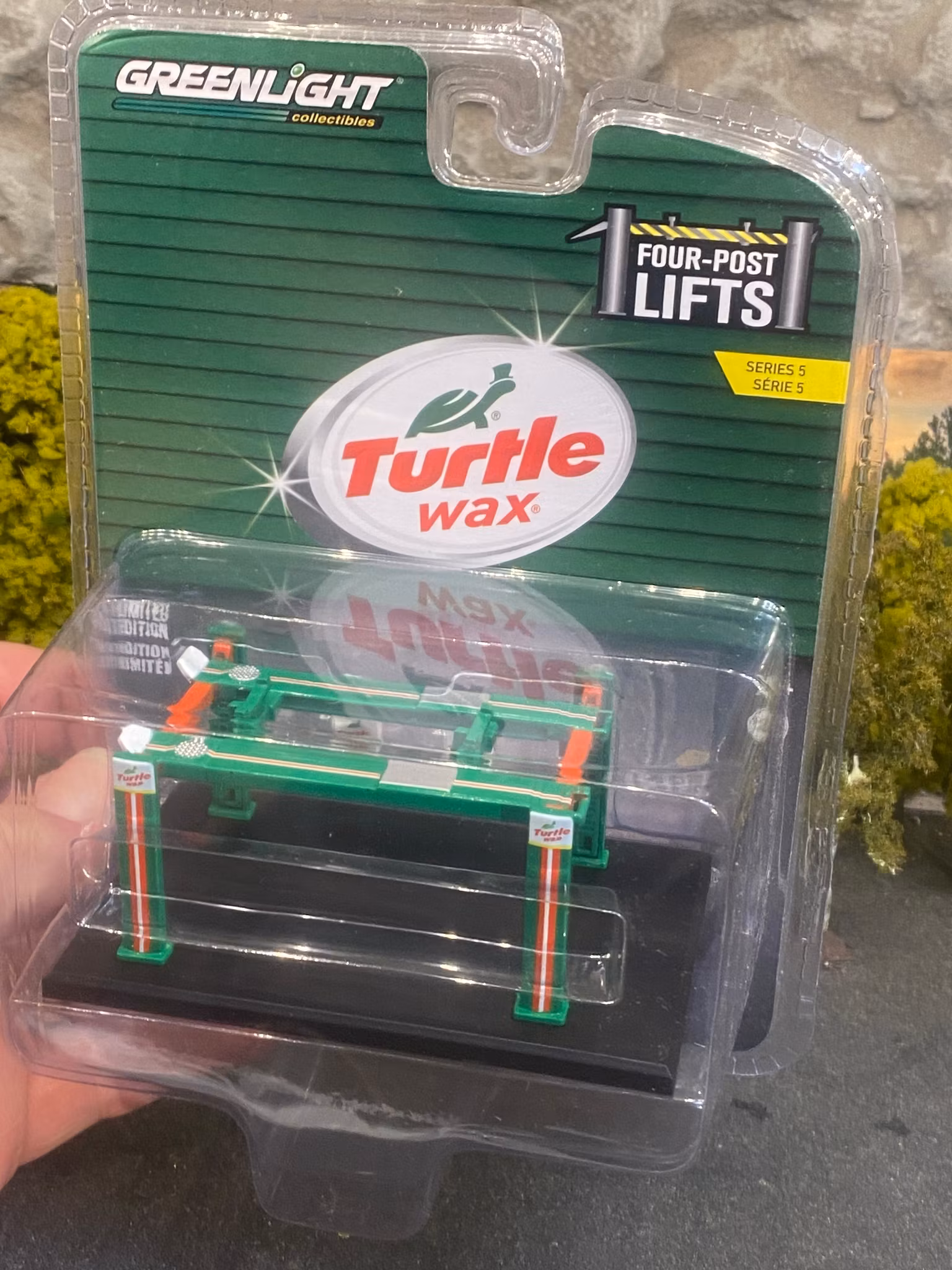 Skala 1/64 Four-Post lift / Fyrpelarlyft "Turtle", Series 5 fr Greenlight