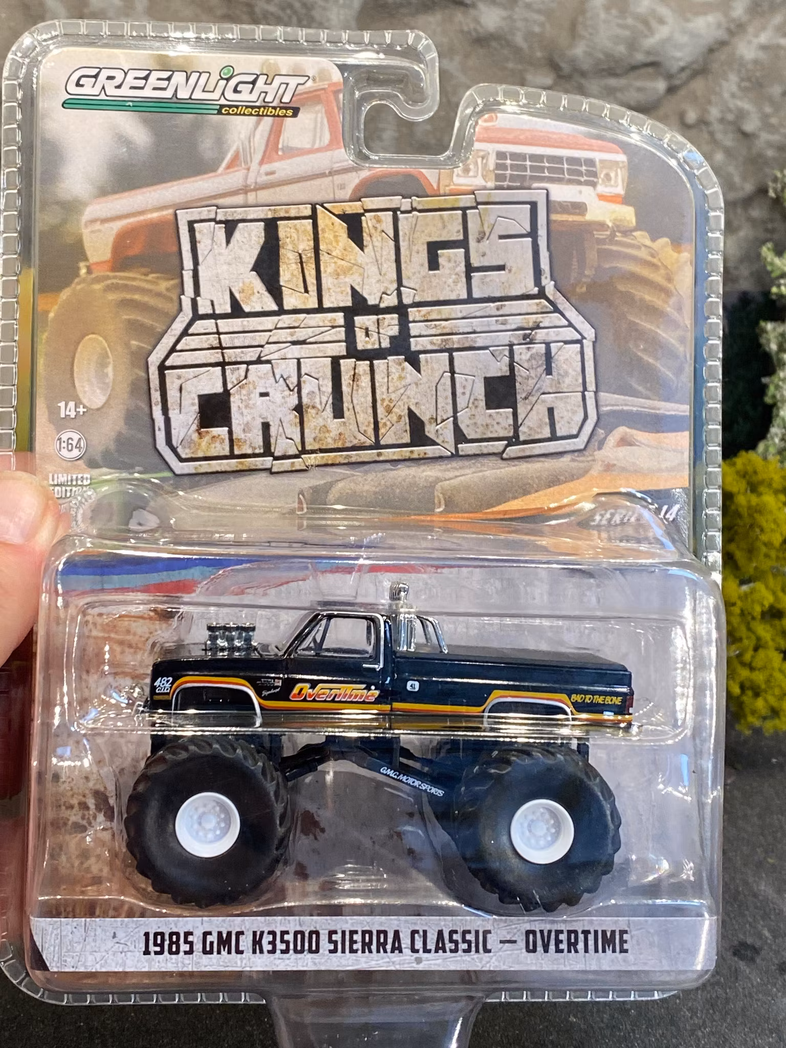 Skala 1/64 King of Crunch: 1985 GMC K3500 Sierra Classic Overtime fr Greenlight
