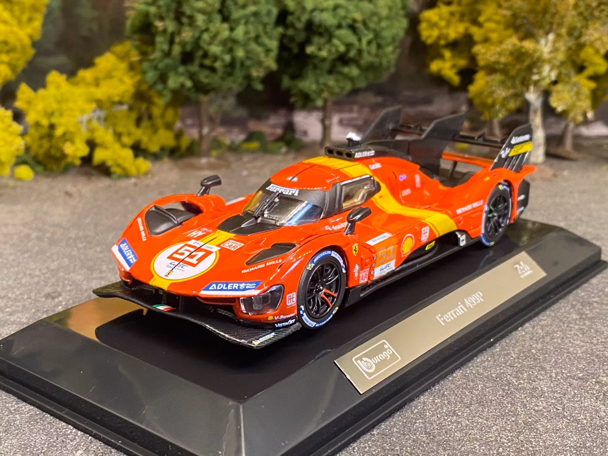 Skala 1/43 Ferrari 499P #51 red fr Bburago Racing #18-36312