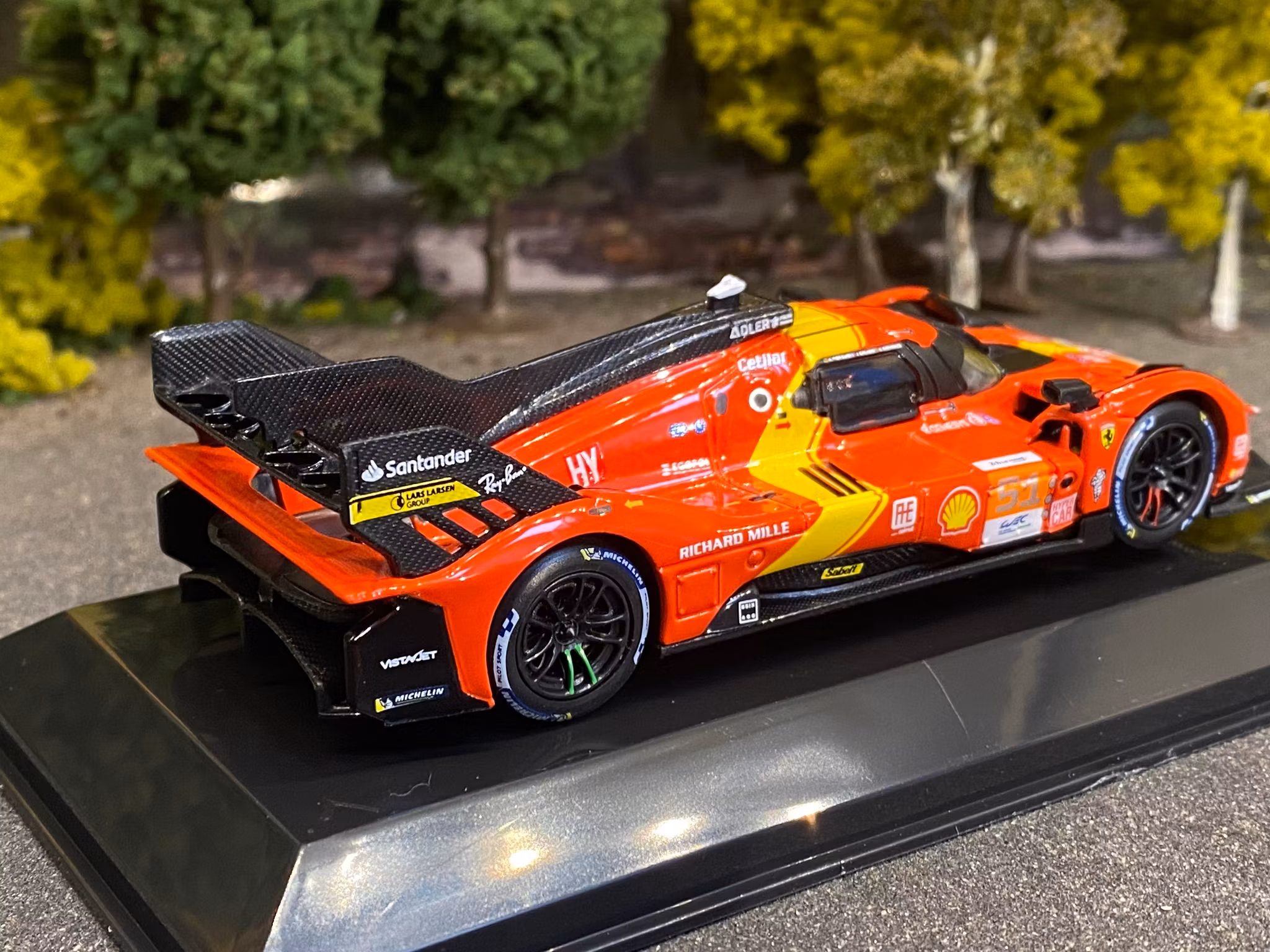 Skala 1/43 Ferrari 499P #51 red fr Bburago Racing #18-36312