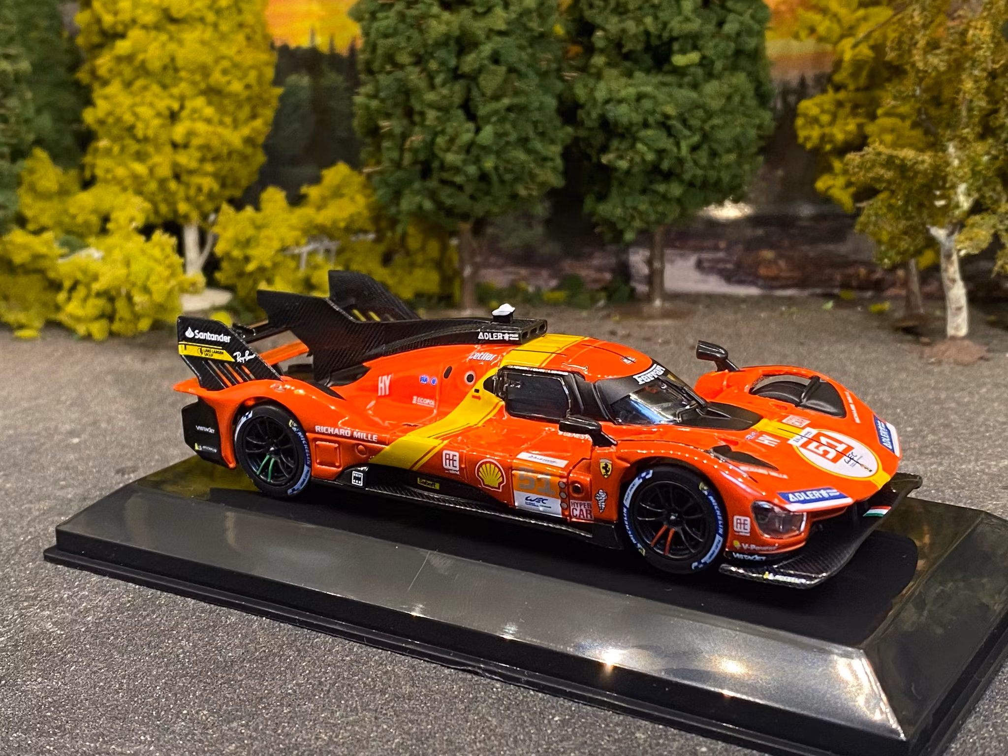 Skala 1/43 Ferrari 499P #51 red fr Bburago Racing #18-36312