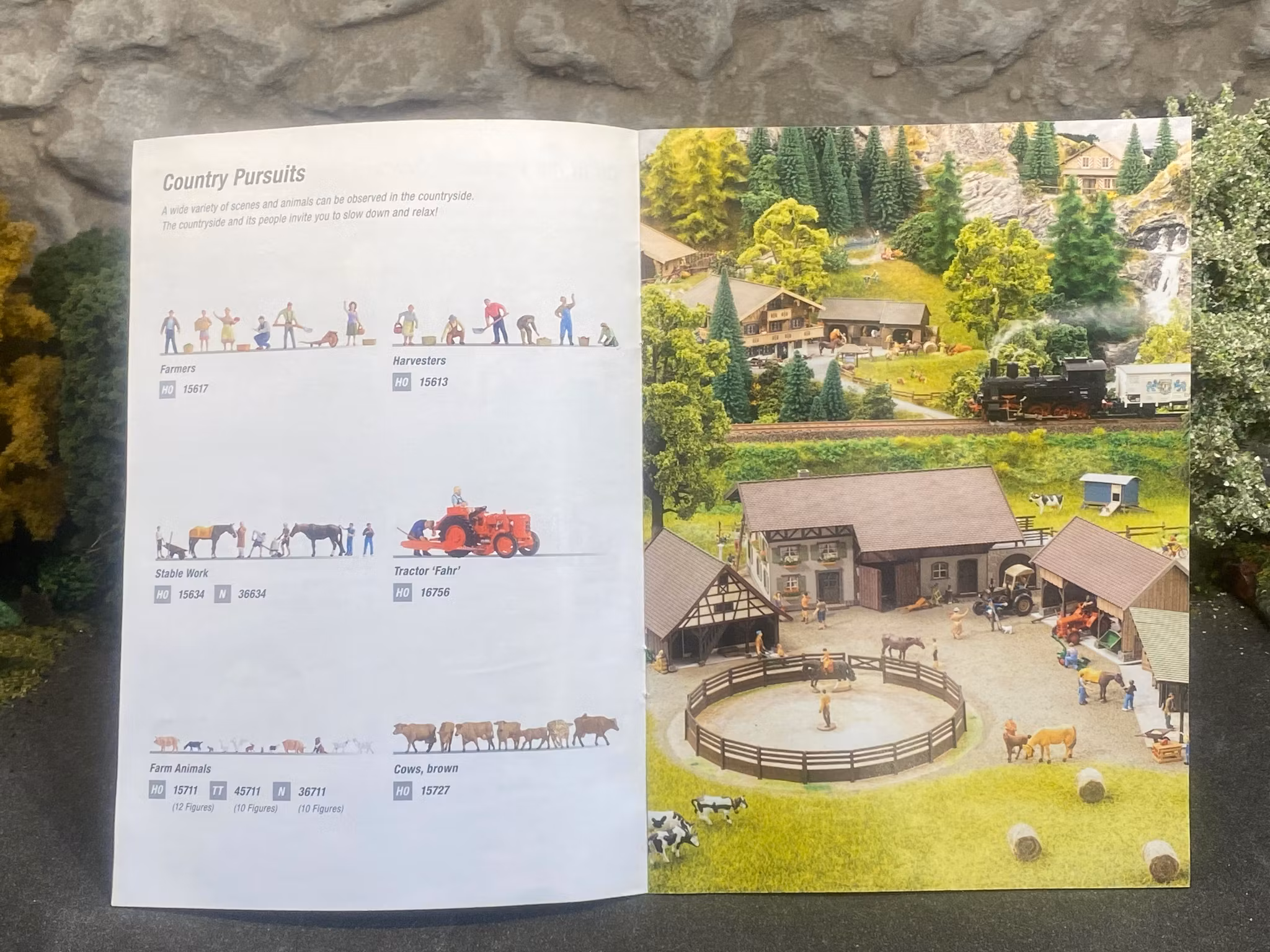 NOCH - Figures- A small Selection from the Large NOCH Figures Range - In English