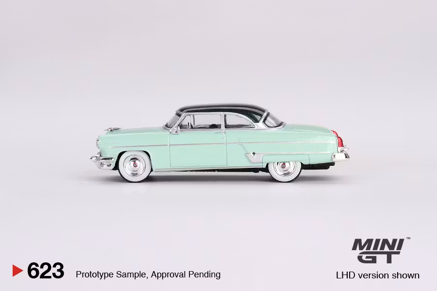 Skala 1/64 - Lincoln Capri 1954 Parklane Green/Bloomfield Green fr MINI GT (623)