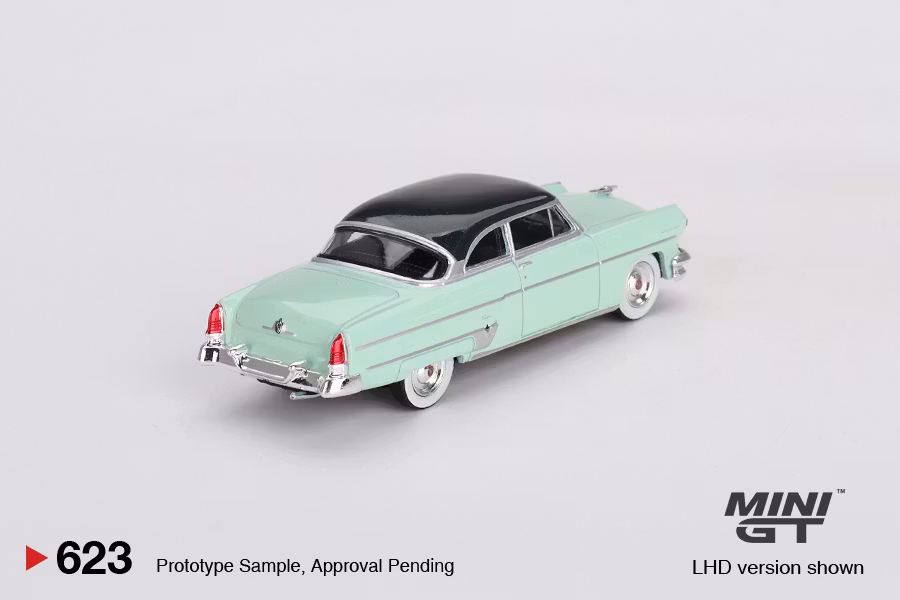 Skala 1/64 - Lincoln Capri 1954 Parklane Green/Bloomfield Green fr MINI GT (623)