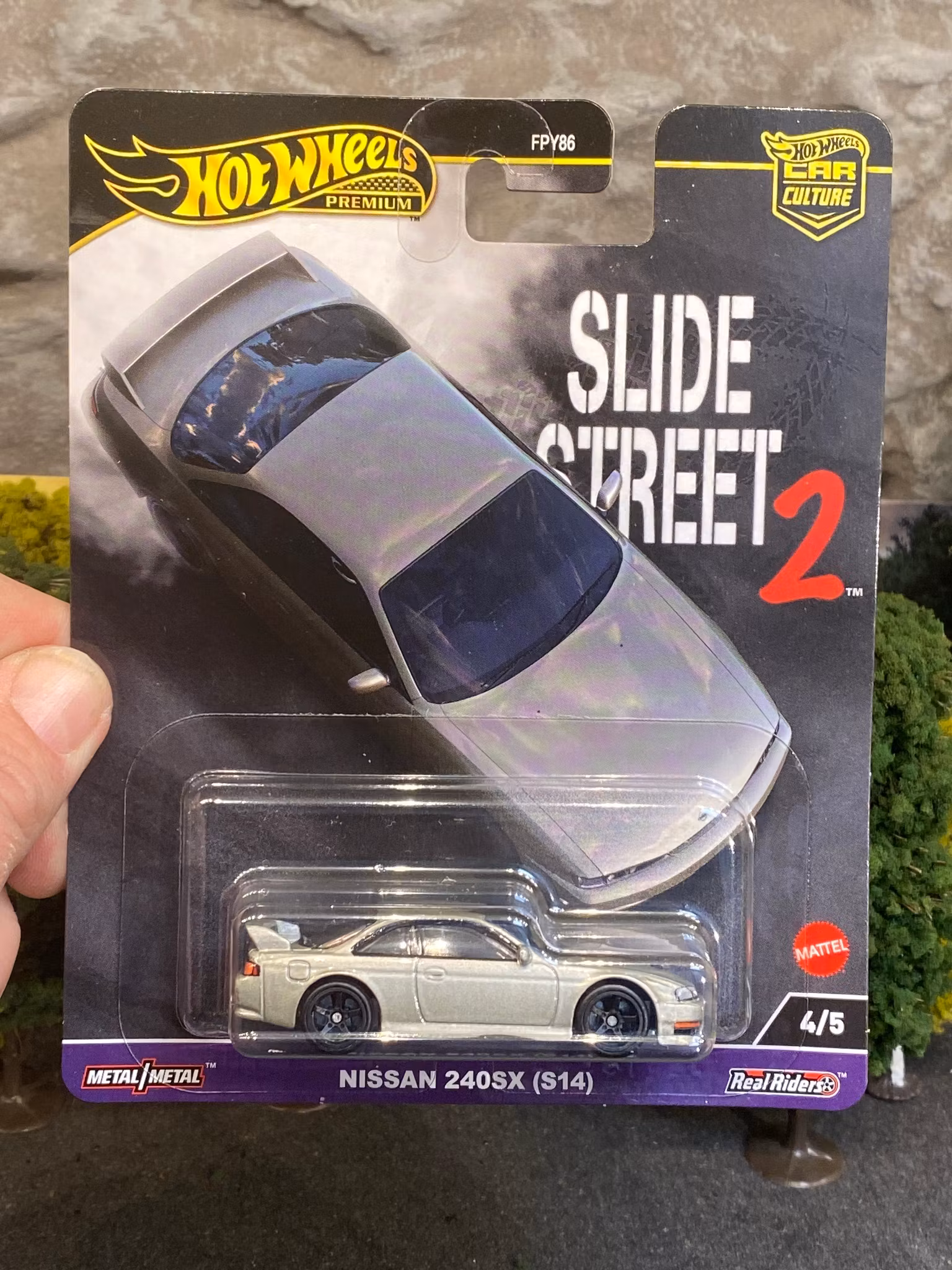 Skala 1/64 Hot Wheels Premium, Car Culture, Nissan 240SX (S14) "Side Street 2"