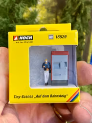 NOCH 16529 Skala H0, Tiny Scenes ‘On the Platform’