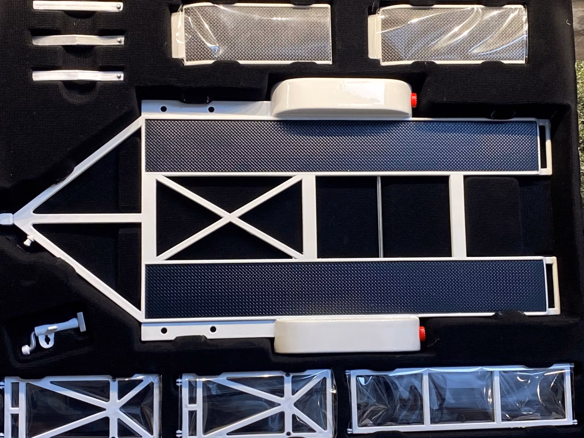 Skala 1/18 Biltransport, Tandem car trailer, black/silver, fr Acme