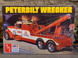 Skala 1/25 Peterbilt 359 Wrecker fr AMT