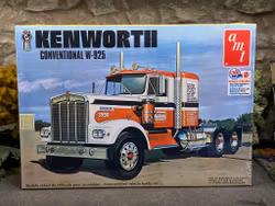 Skala 1/25 Kenworth W925 Conventional fr AMT