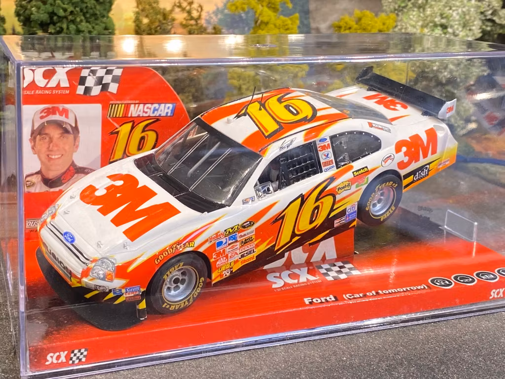 Skala 1/32 An. Slot Car fr SCX: Ford - NASCAR #16 - Greg Biffle