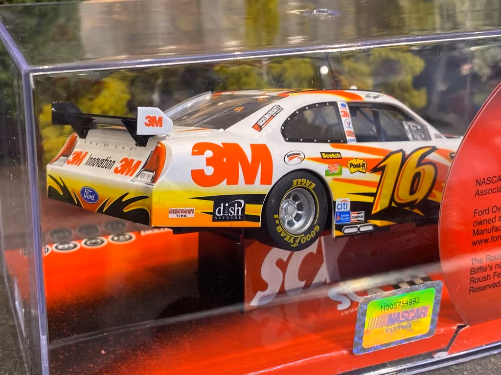 Skala 1/32 An. Slot Car fr SCX: Ford - NASCAR #16 - Greg Biffle