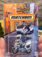 Skala 1/64 Matchbox, European Streets: BMW R1200RT Police