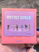 Skala 1/64 - 6 Figures "Metro Girls" fr American Diorama