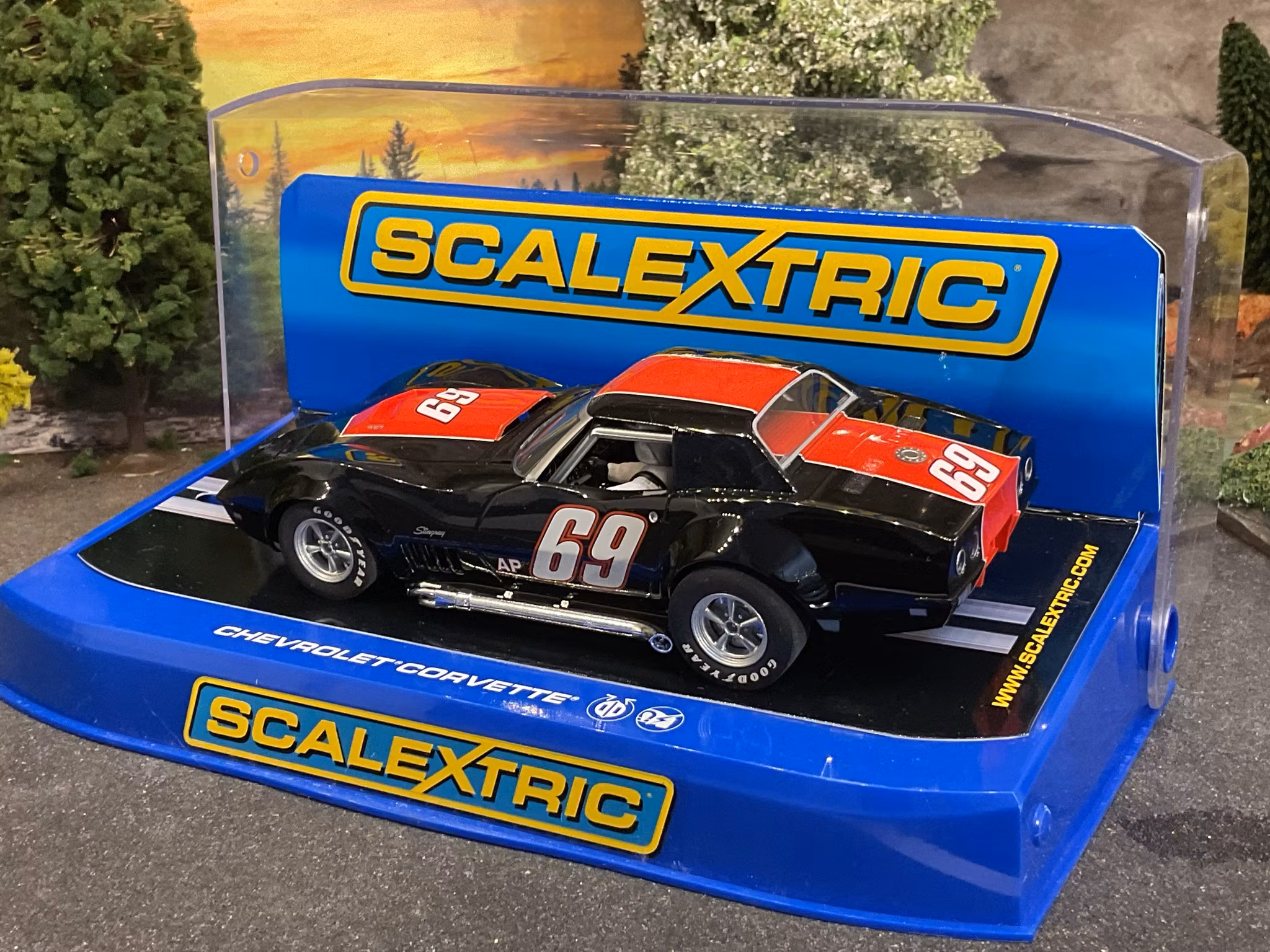Skala 1/32 Analog Slotcar - Chevrolet Corvette LBB S McDonald fr Scalextric