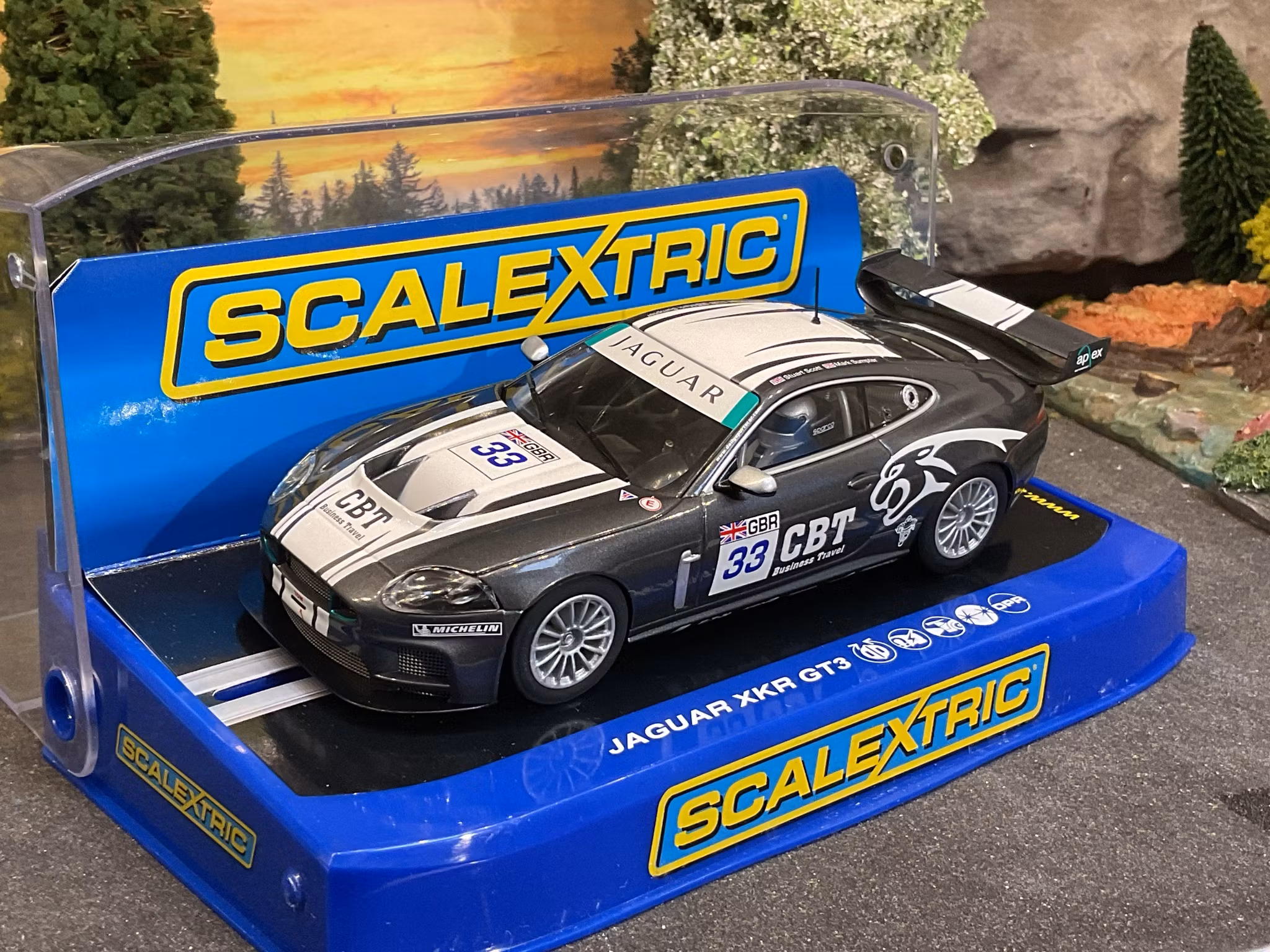 Skala 1/32 Analogue Slotcar - Jaguar XKR GT3 "Apex Racing" fr Scalextric
