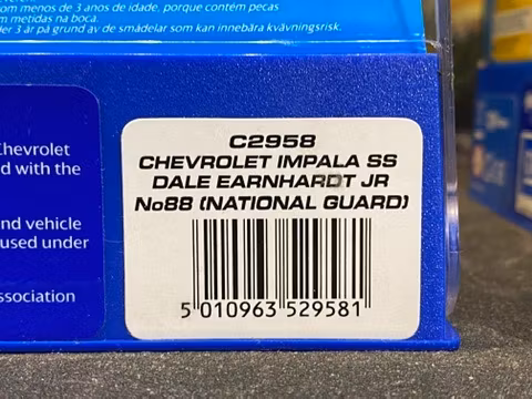Skala 1/32 An. Slot Car fr Scalextric: NASCAR Chevrolet Impala SS #88 - Dale Earndhart Jr ( National Guard)