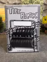Skala 1/18 (1/34) Tire Rack - SET of 16 WHEELS & Stand fr 1st Gear (99-0129)