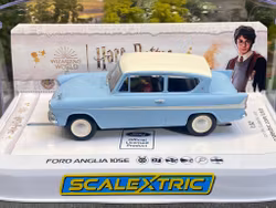 Skala 1/32 An. Scalextric Slot Car: C4546 Ford Anglia 105E - Harry Potter