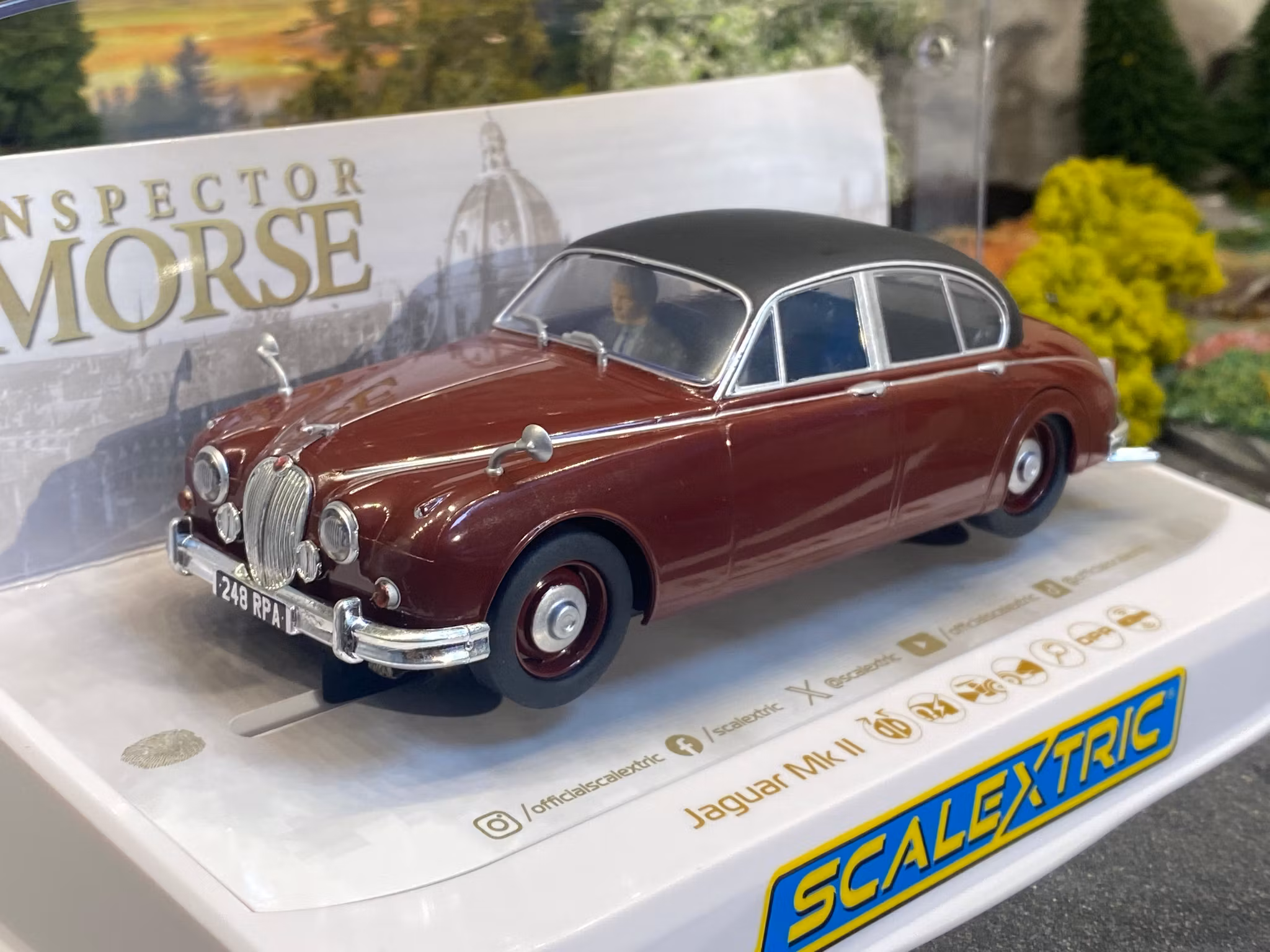 Skala 1/32 An. Scalextric Slot Car: Jaguar Mk II - Inspector Morse
