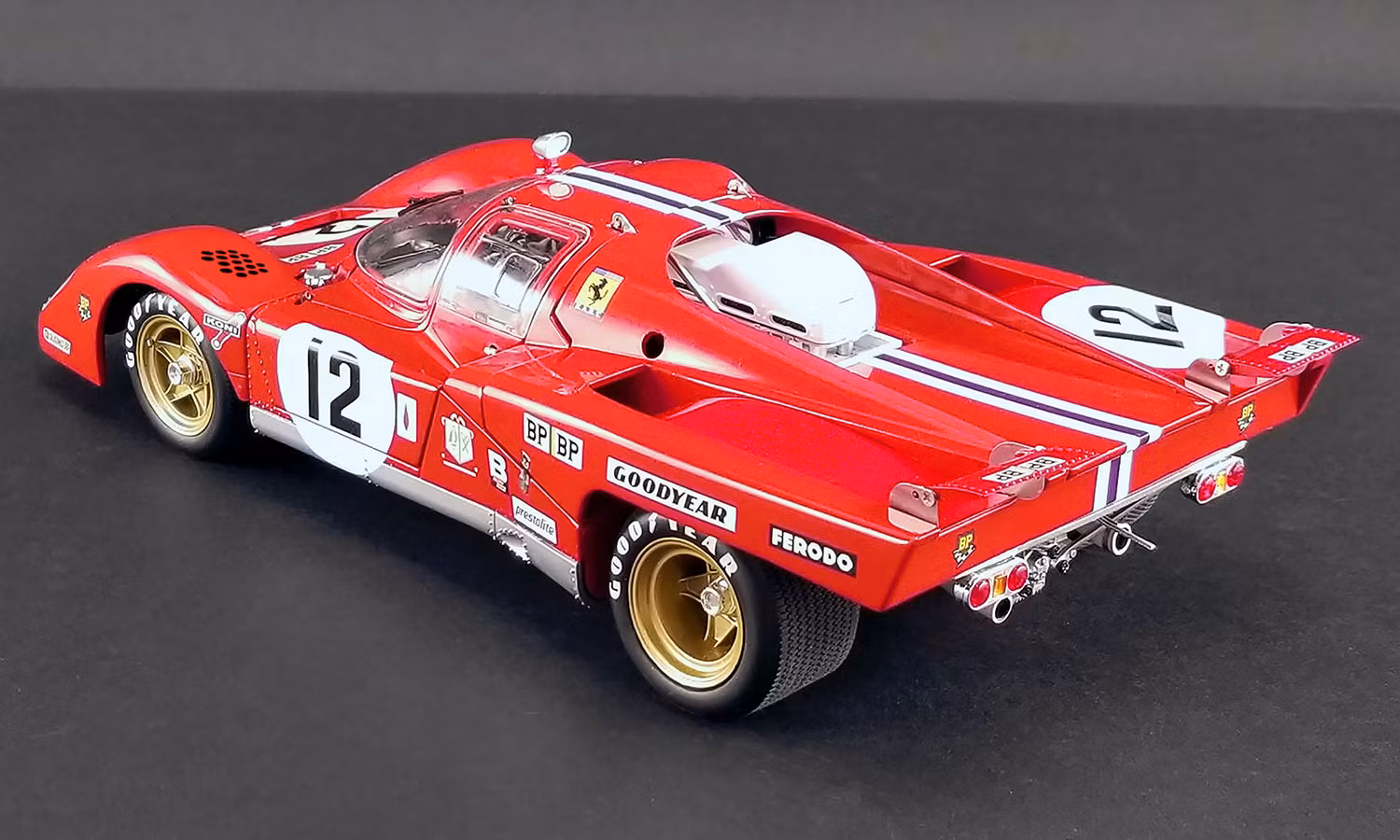 Skala 1/18 Ferrari 512M #12 "Le Mans" fr Masterpiece Collection