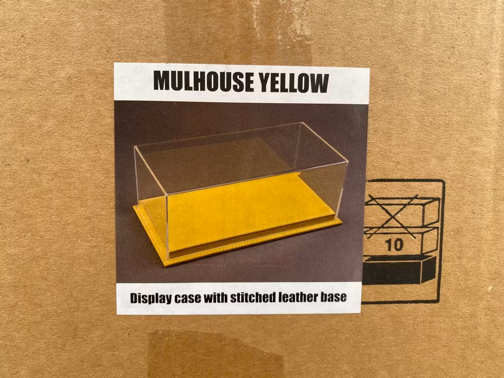 Skala 1/12 Vitrin/Display Case, Yellow Leather Base, 10097 fr Atlantic Case