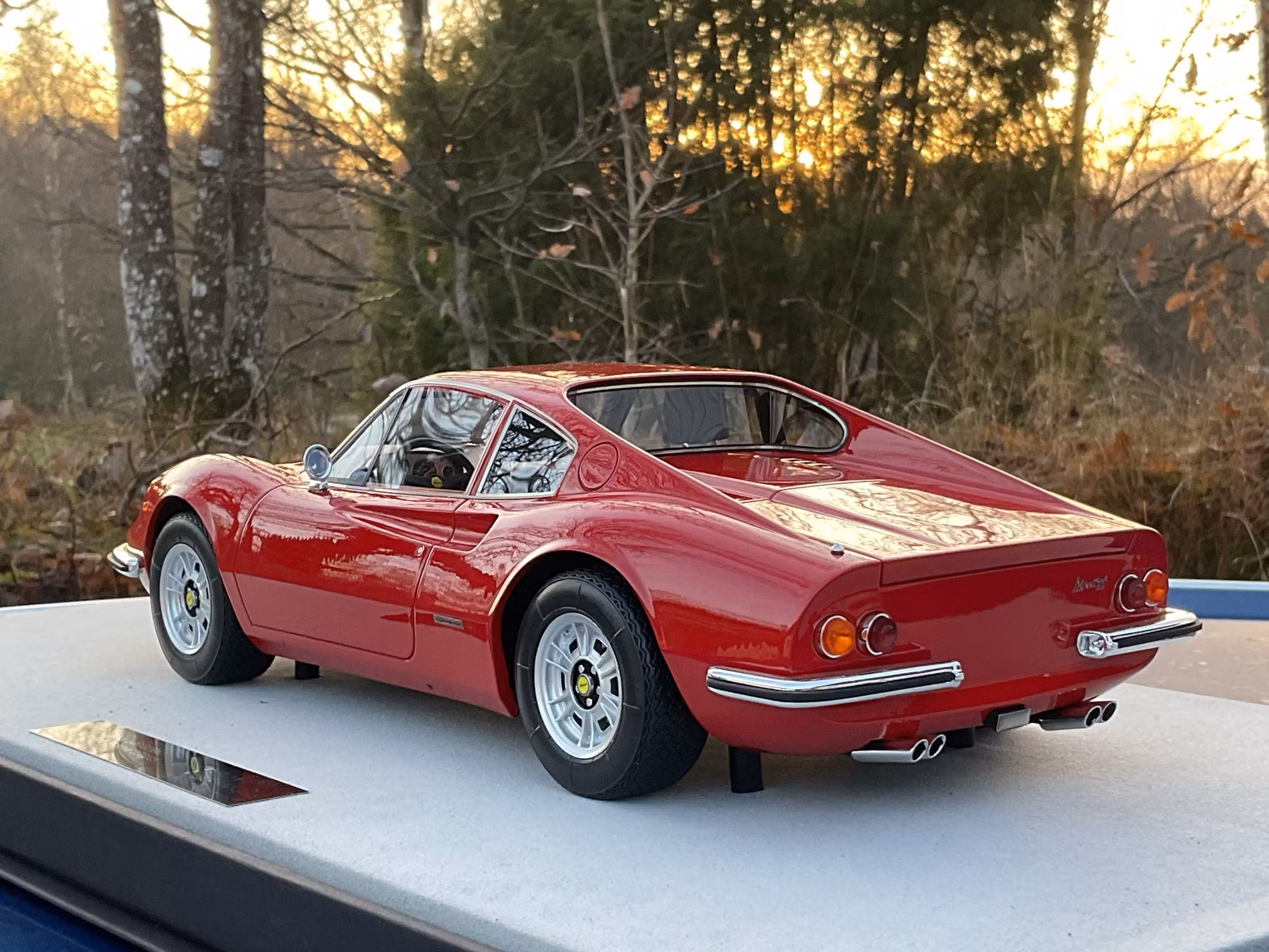 Skala 1/12 Ferrari Dino 246 GT, Red fr TOP Marques, 250 pcs ww