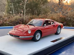 Skala 1/12 Ferrari Dino 246 GT, Red fr TOP Marques, 250 pcs ww