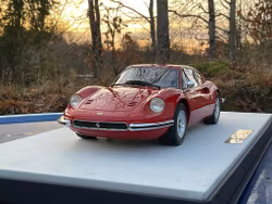 Skala 1/12 Ferrari Dino 246 GT, Red fr TOP Marques, 250 pcs ww