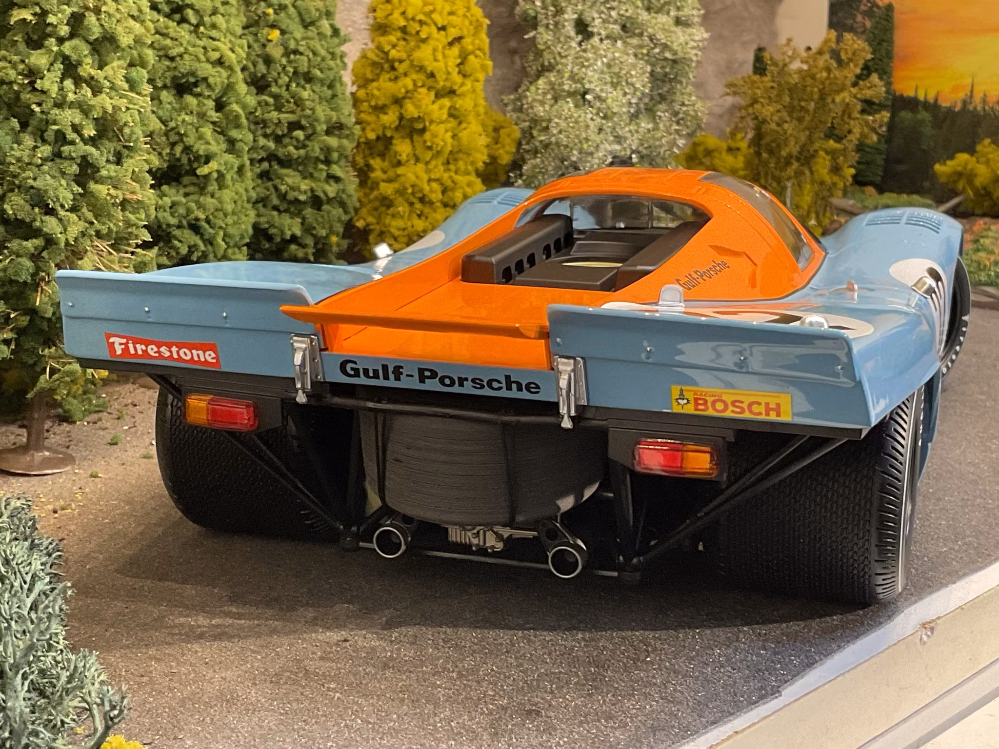 Skala 1/12 PORSCHE 917K – J.W. ENGINEERING – HAILWOOD/HOBBS – LE MANS 24 HOURS 1970 fr Minichamps (125706622)