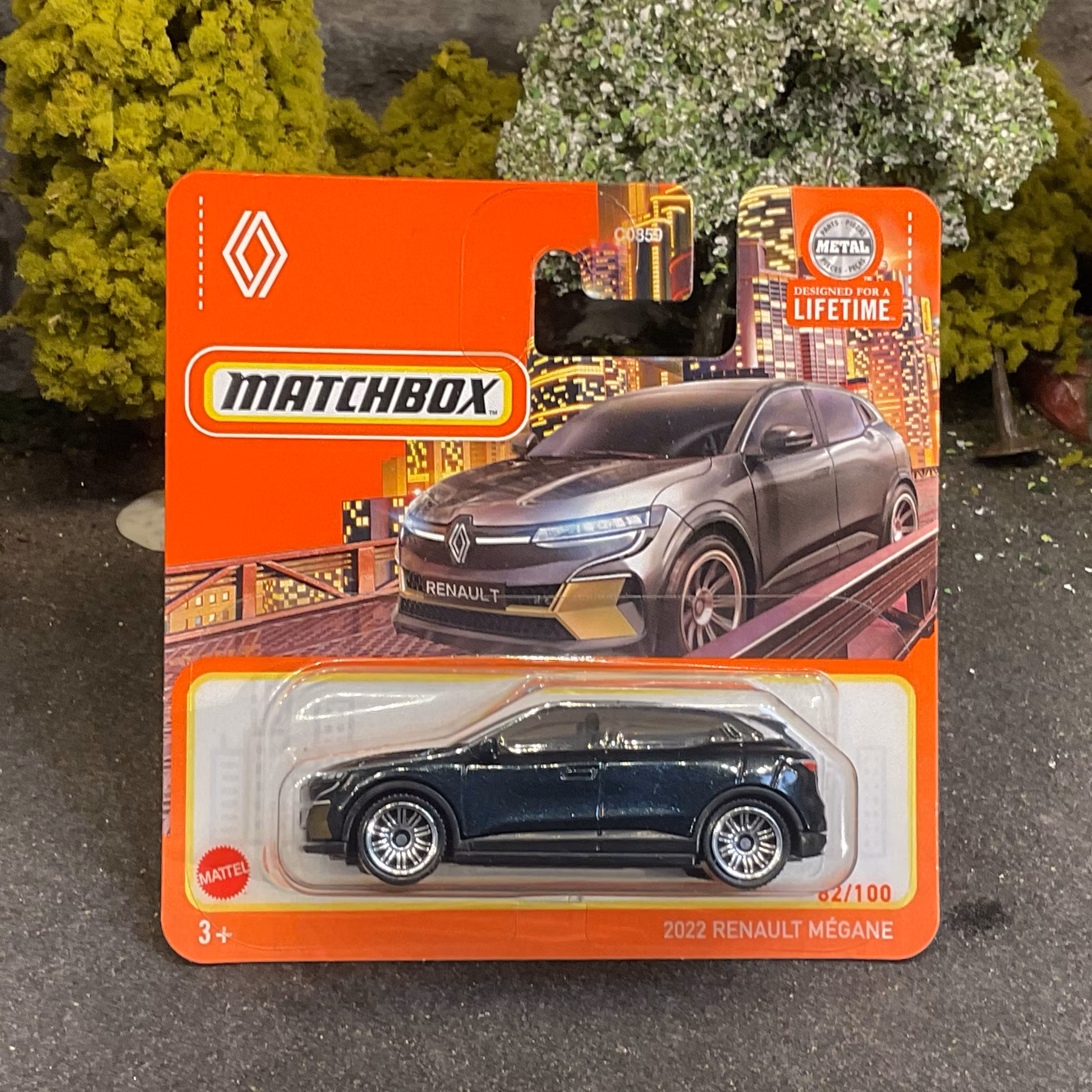 Skala 1/64 MATCHBOX "Lifetime" - 2022 Renault Megane