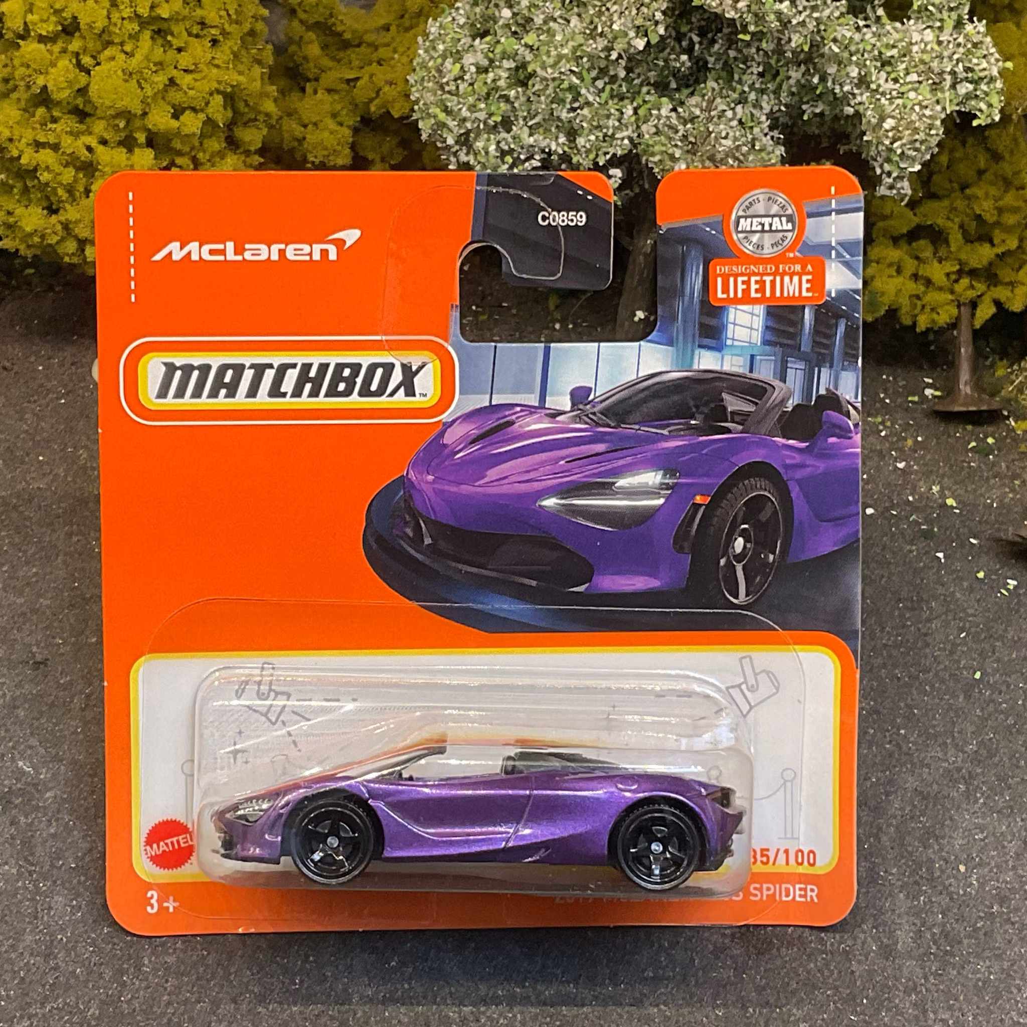 Skala 1/64 MATCHBOX "Lifetime" - McLaren 720S Spider, Purple