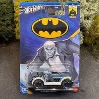 Skala 1/64 Hot Wheels DC: Batman - Power Panel