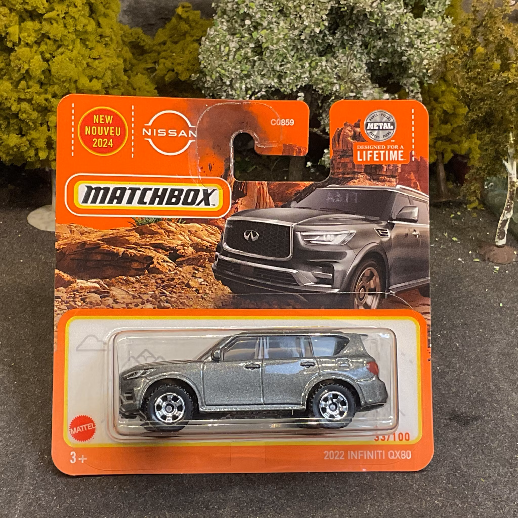 Skala 1/64 MATCHBOX "2024 series" - 2022 Infinti QX80, Grey