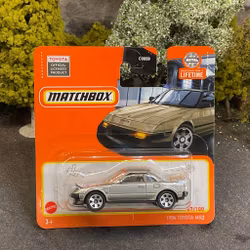 Skala 1/64 MATCHBOX "Lifetime" - Toyota MR2, Lights up, grey