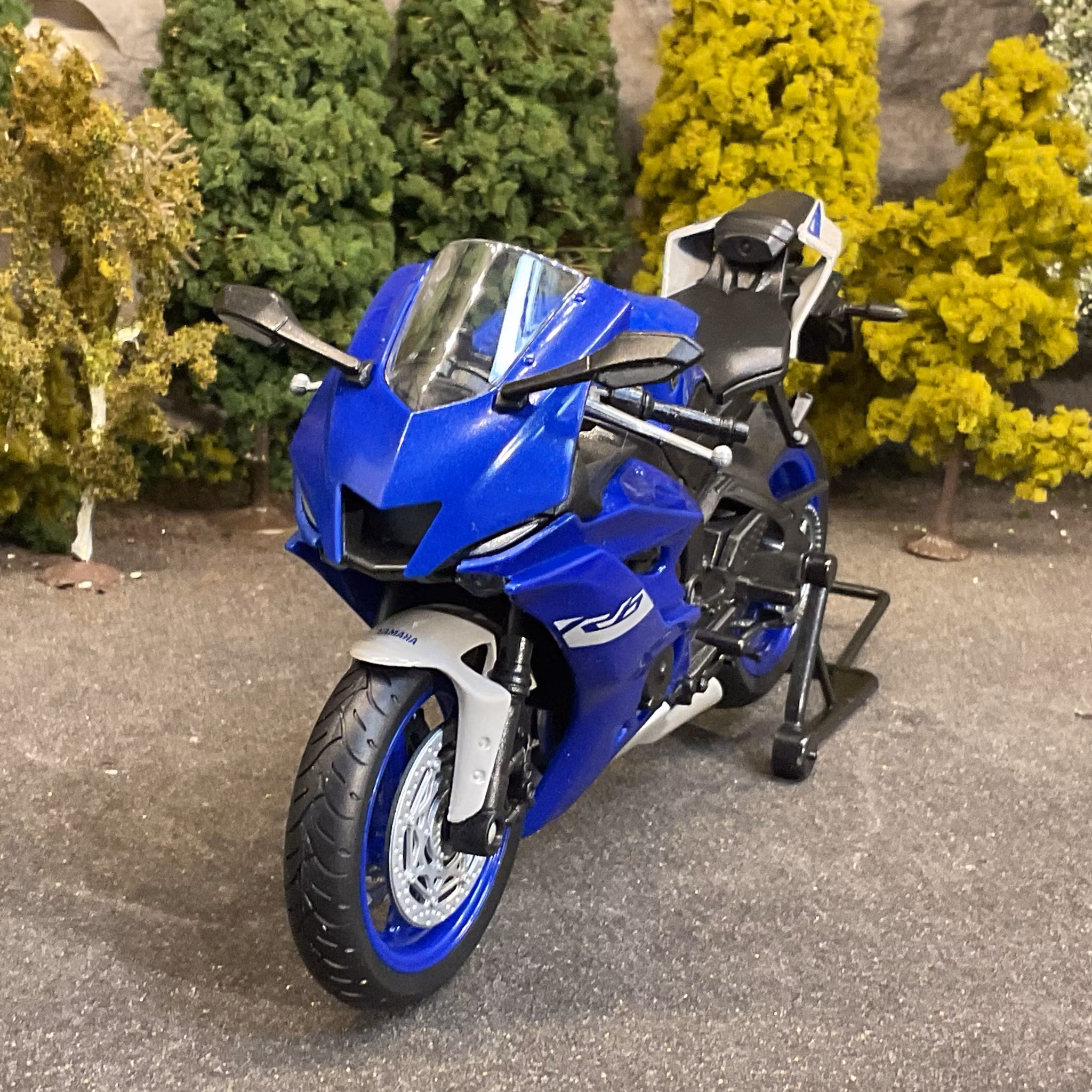 Skala 1/12 Motorcycle fr Welly: Yamaha YZF-R6, Blue