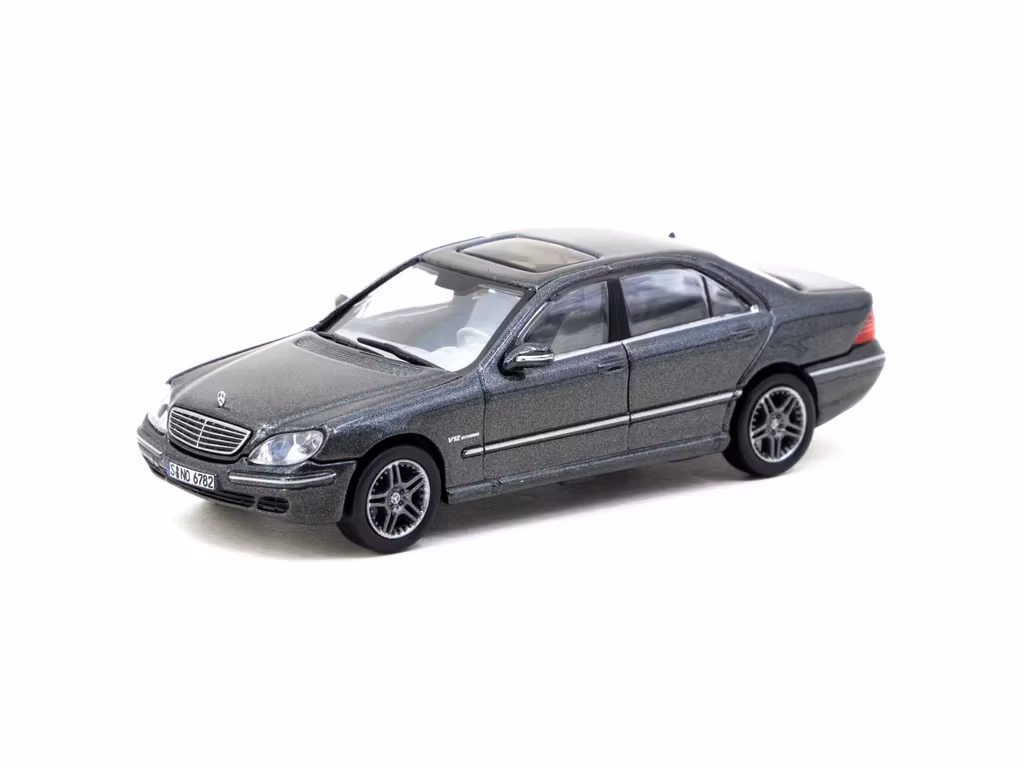 Skala 1/64 Mercedes-Benz S 65 AMG Tectite Grey Metallic fr Tarmac Works -  ROAD64
