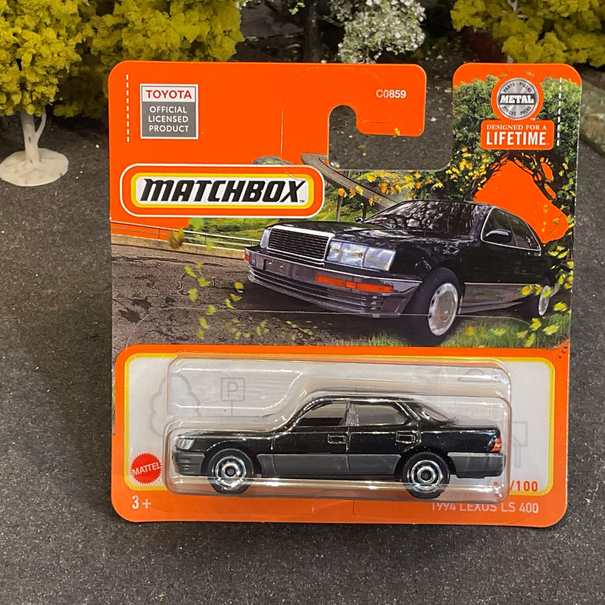 Skala 1/64 MATCHBOX "Lifetime" - 1994 Lexus LS 400