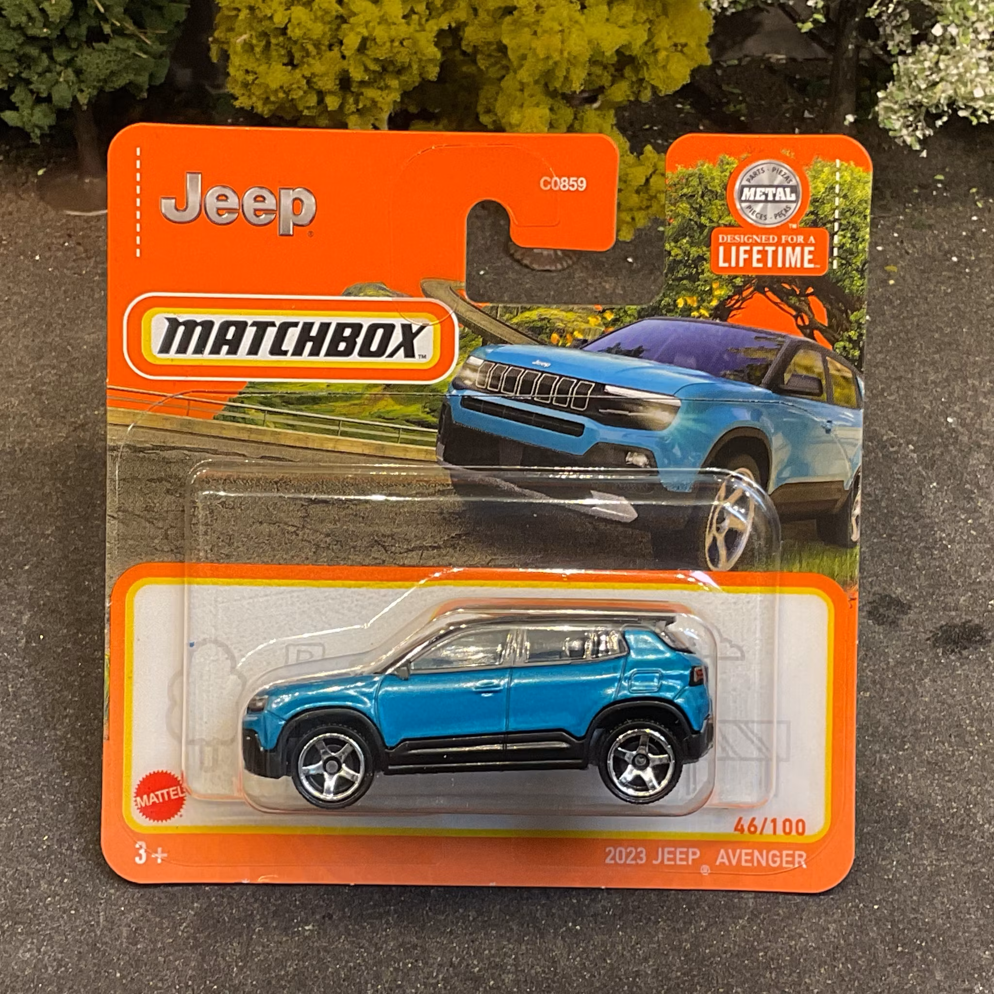 Skala 1/64 MATCHBOX "Lifetime" -  2023 Jeep Avenger, blue