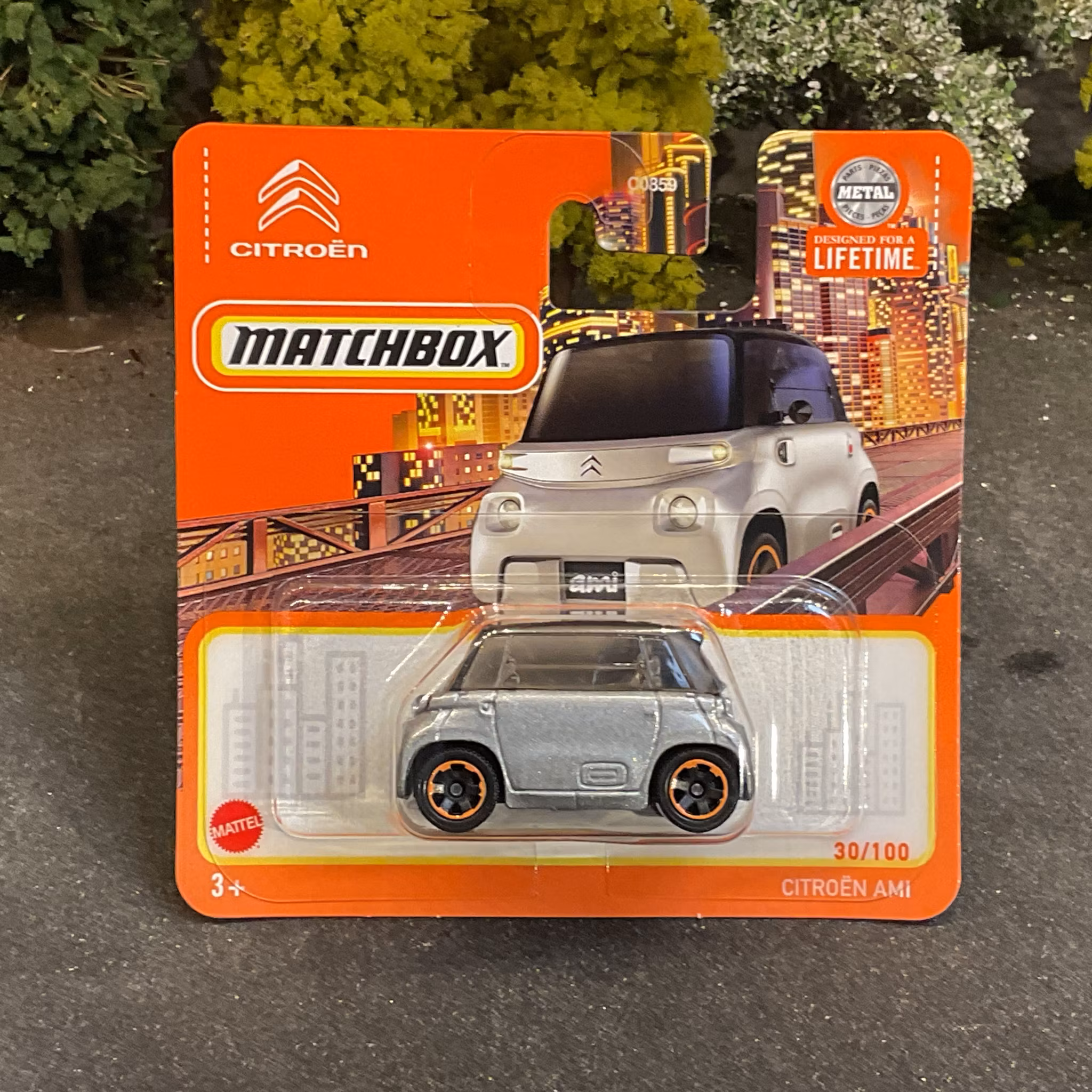 Skala 1/64 MATCHBOX "Lifetime" - Citroen Ami, Silver